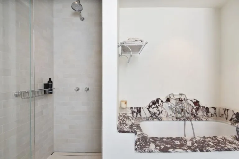 Bathroom renovation by Pink Plumbing Sydney, photo 4