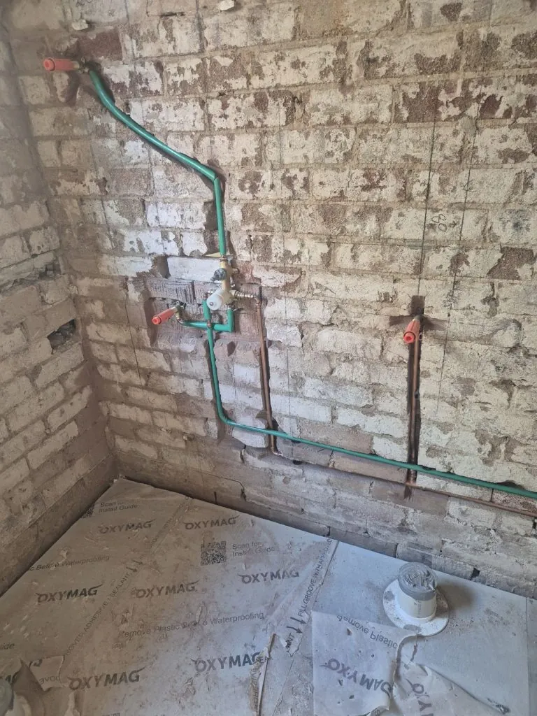Pink Plumbing at work in Sydney, photo 8