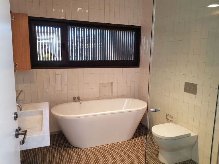 Bathroom renovation by Pink Plumbing Sydney, photo 51